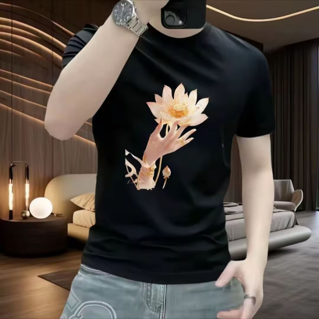 黑色