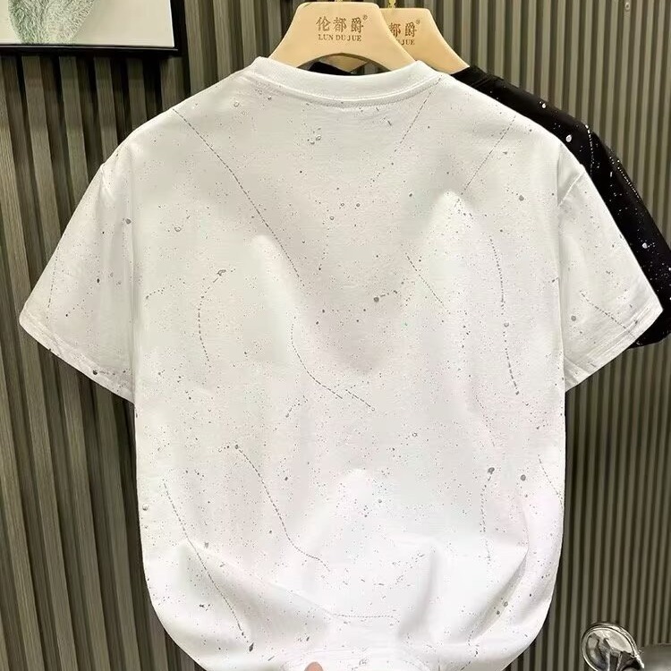 白色