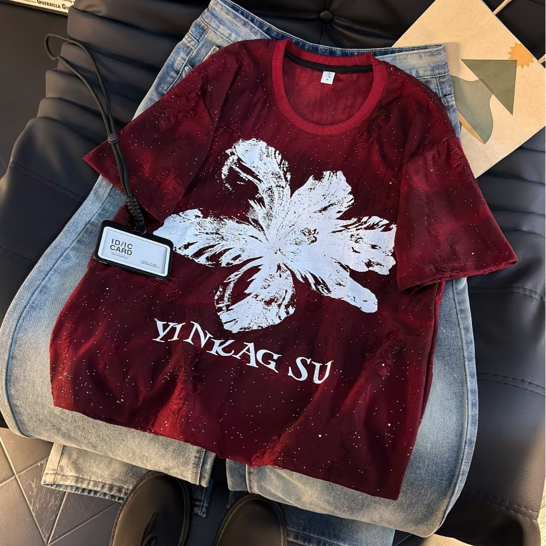 红色