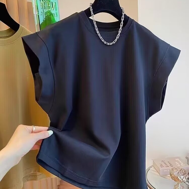 黑色